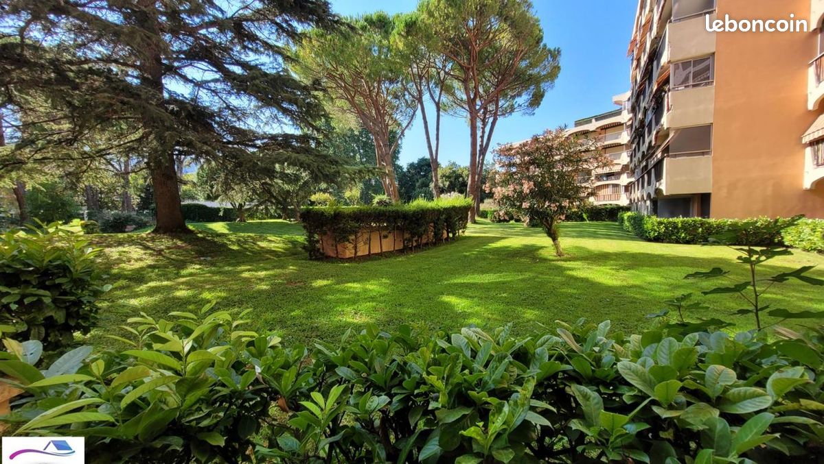 Appartement 2 pièces 51 m² · à Mandelieu-la-Napoule · 51 m² · 272 000 €