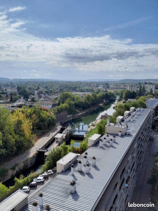 Appartement 4 pièces 83 m² · à Charleville-Mézières · 83 m² · 55 000 €