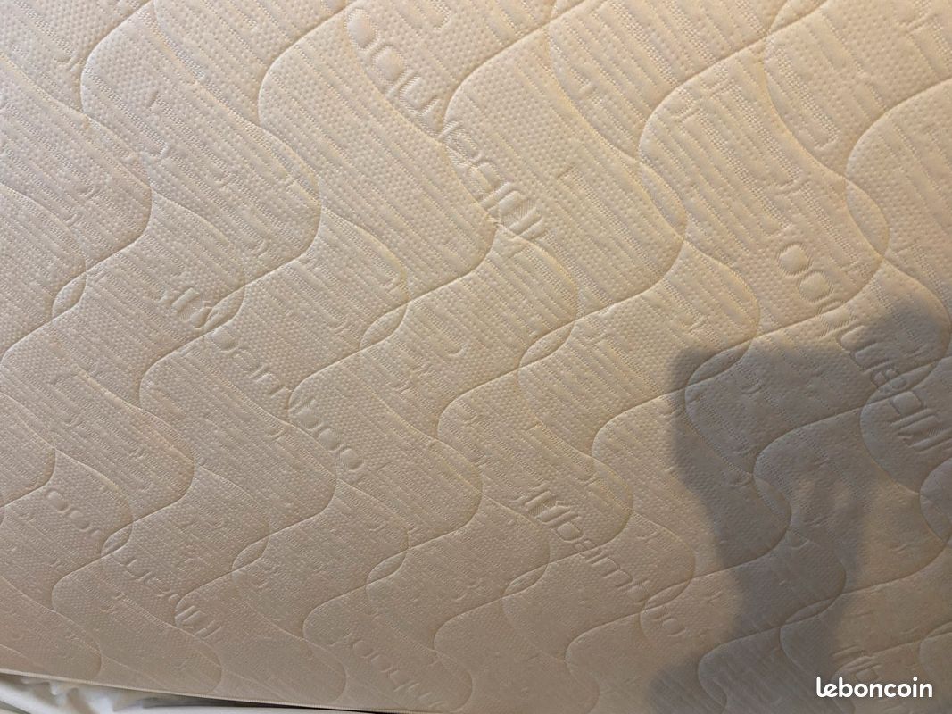 Lit 1 personne + sommier à lattes + matelas mousse (image 6)
