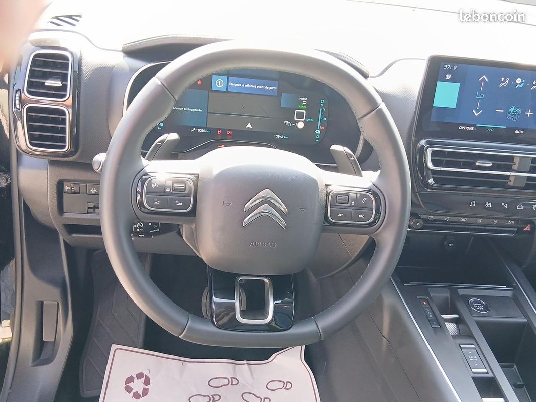 Citroen C5 Aircross 1.6 Hybride rechargeable 225 MAX + TOIT OUVRANT / VISION 360 / JANTES 19 / COFFR (image 13)