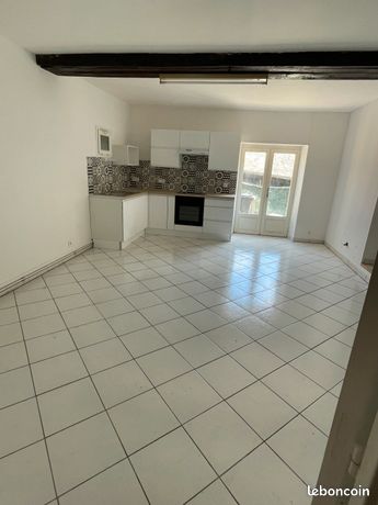 Appartement meublé 65 m2 760