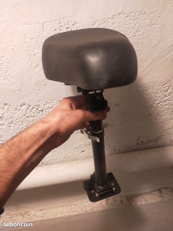 La chaise pour trottinette électrique (image 4)