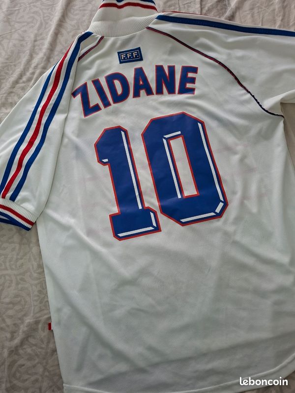 Maillot foot vintage Adidas équipe de France extérieur coupe du monde 98 floqué Zidane taille M (image 3)