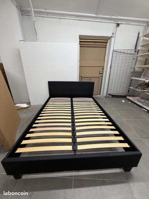 Lit 140X190 simili cuir avec sommier (image 2)