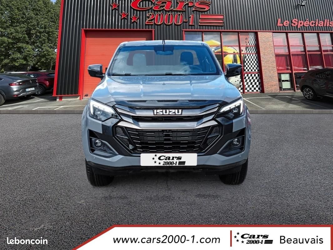 Isuzu D-max SPACE CABINE M/T NITRO SPORT - 2,2 AT 2026 (image 2)