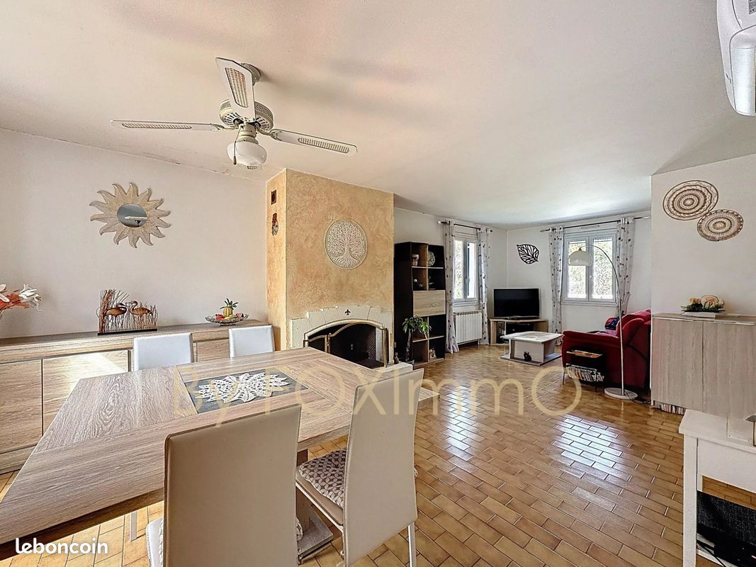 Maison 6 pièces 136 m² · à Le Rouret · 136 m² · 670 000 €