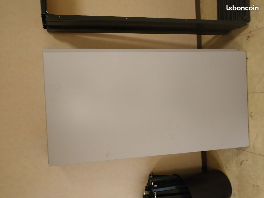 Table de travail (image 2)