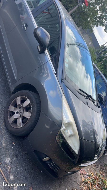 Peugeot 5008 (image 3)