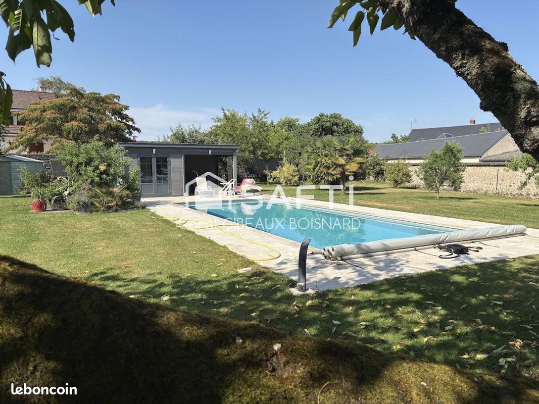 Maison 7 pièces 178 m² · à Châteaudun · 178 m² · 341 000 €