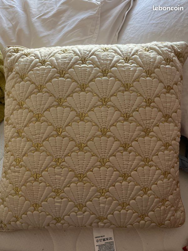 Coussin (image 1)