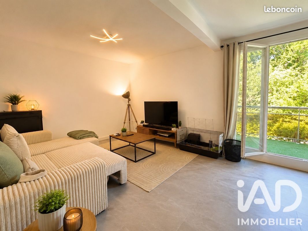 Appartement 2 pièces 55 m² · à La Chaussée-Saint-Victor · 55 m² · 123 900 €