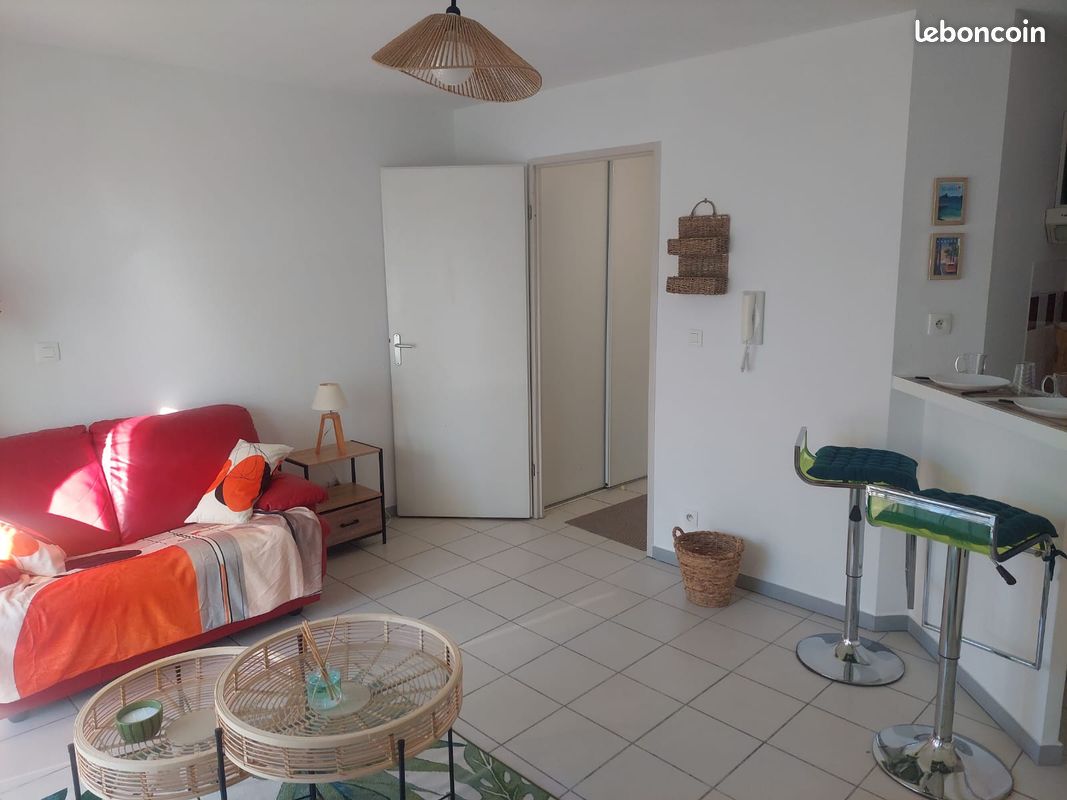 Location T2 (image 4)