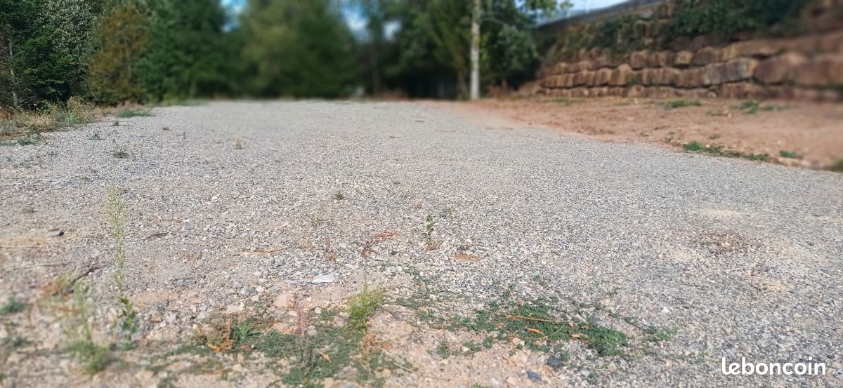 Vente de terrain · à Luc-la-Primaube · 74 000 €