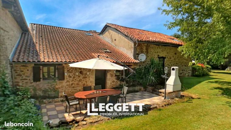 Maison 18 pièces 297 m²