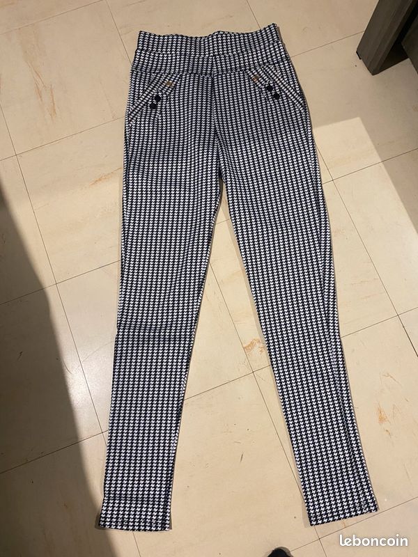 Lit de vêtements femme (image 3)