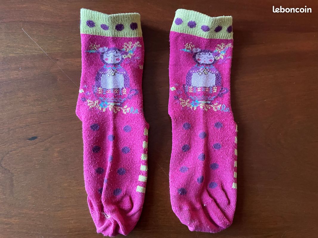 T-shirt ML FILLE 8 ANS LCDP + chaussettes assorties en 30/32 (image 4)