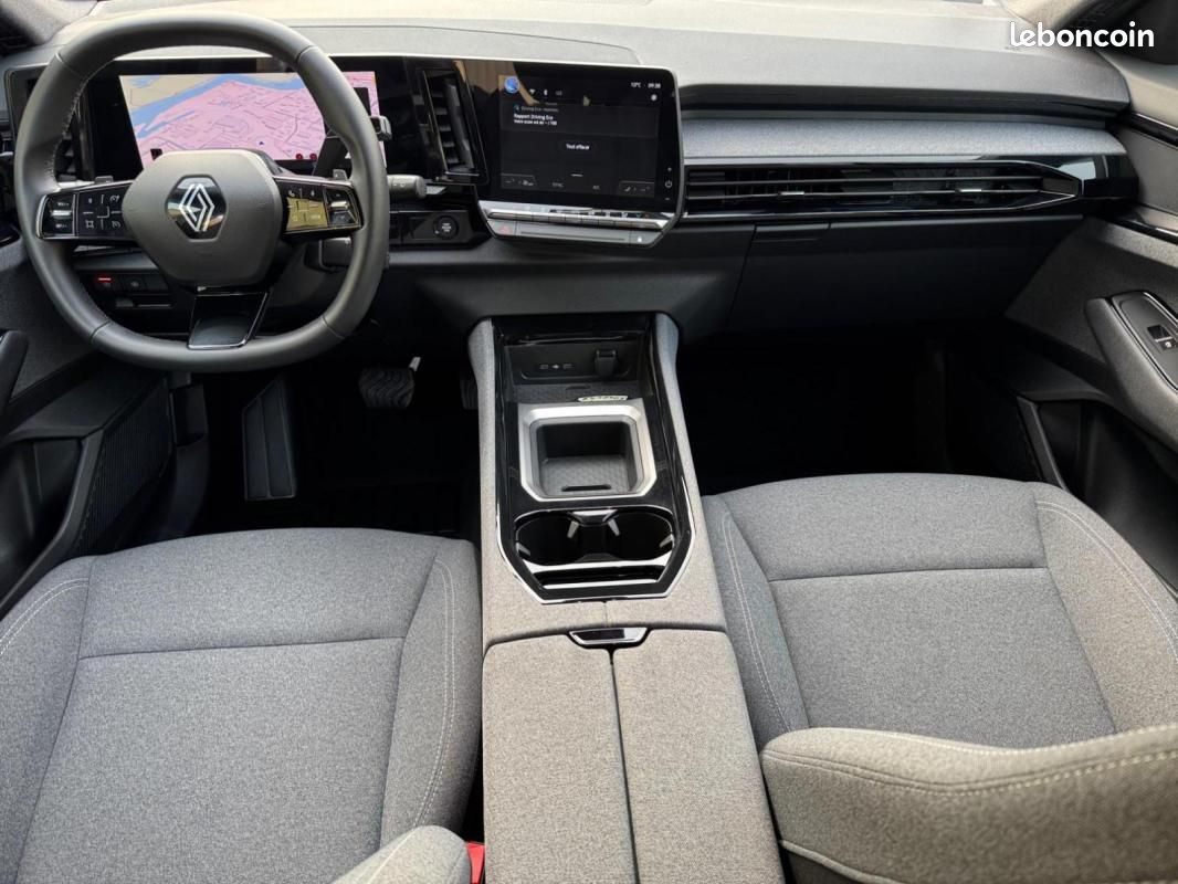 Renault Austral E-Tech hybrid 200 Evolution (image 12)