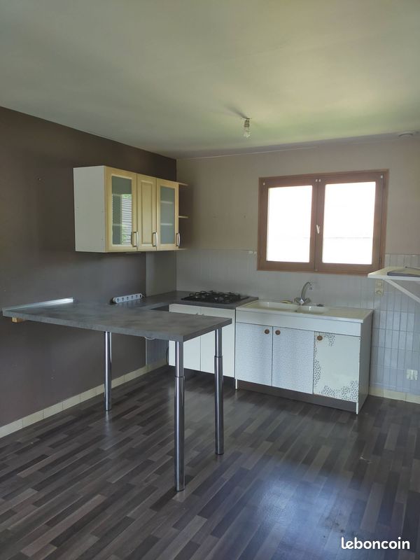 Maison 7 pièces 140 m² · à Challes-les-Eaux · 140 m² · 420 000 €