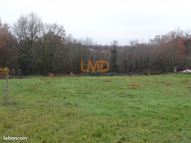 Terrain 2835 m² Siorac-De-Riberac