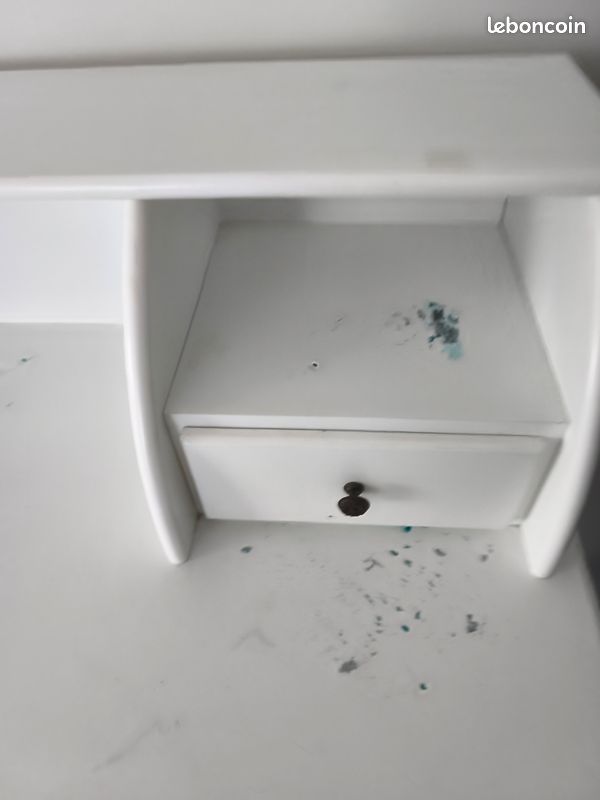 Table maquillage (image 2)