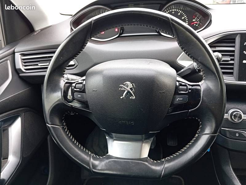 Peugeot 308 ii 2019 (image 12)