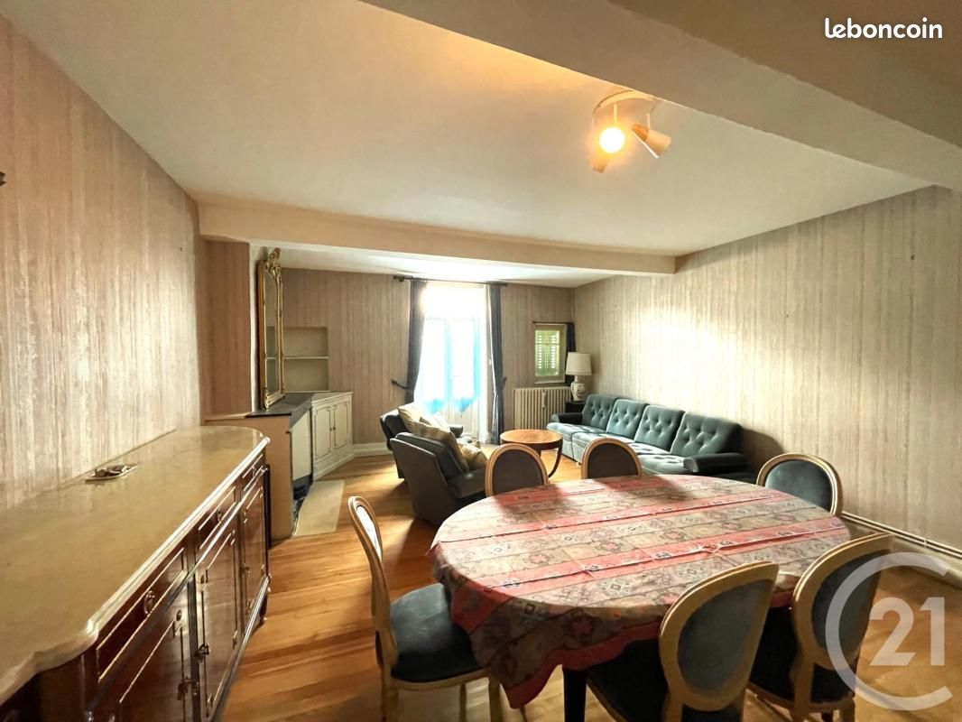 Appartement 3 pièces 104 m² · à Bourg-lès-Valence · 104 m² · 700 €/mois