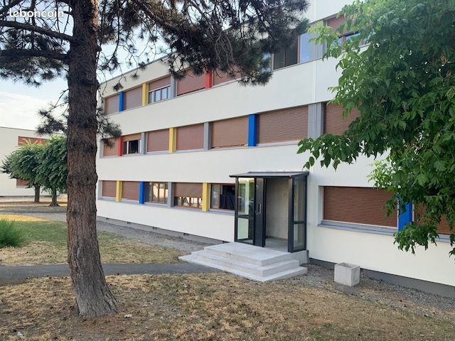 Appartement 1 pièce 17 m² · à Clermont-Ferrand · 17 m² · 370 €