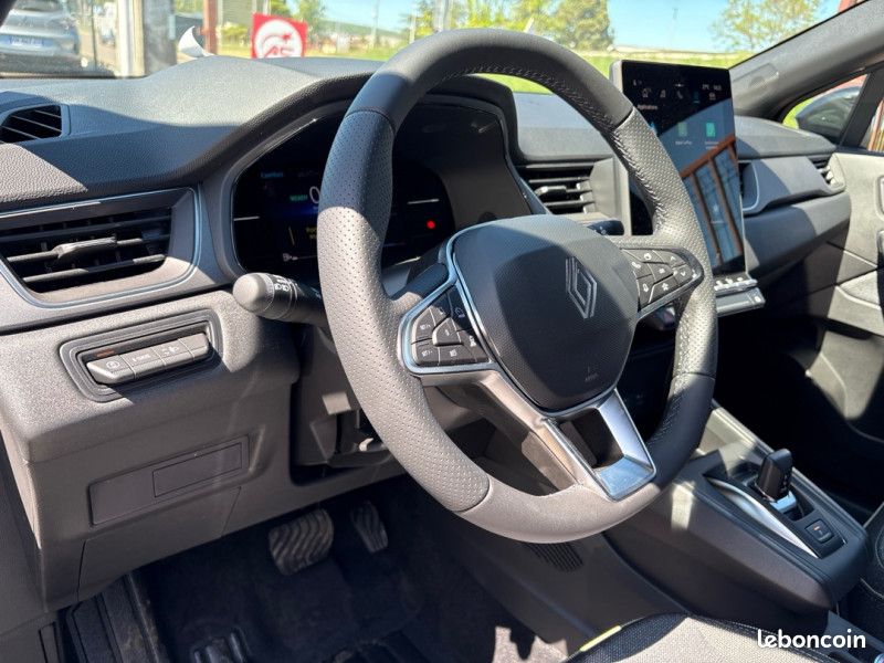 Renault CAPTUR II 1.8 E-TECH FULL HYBRID 160CH TECHNO - 26 (image 8)