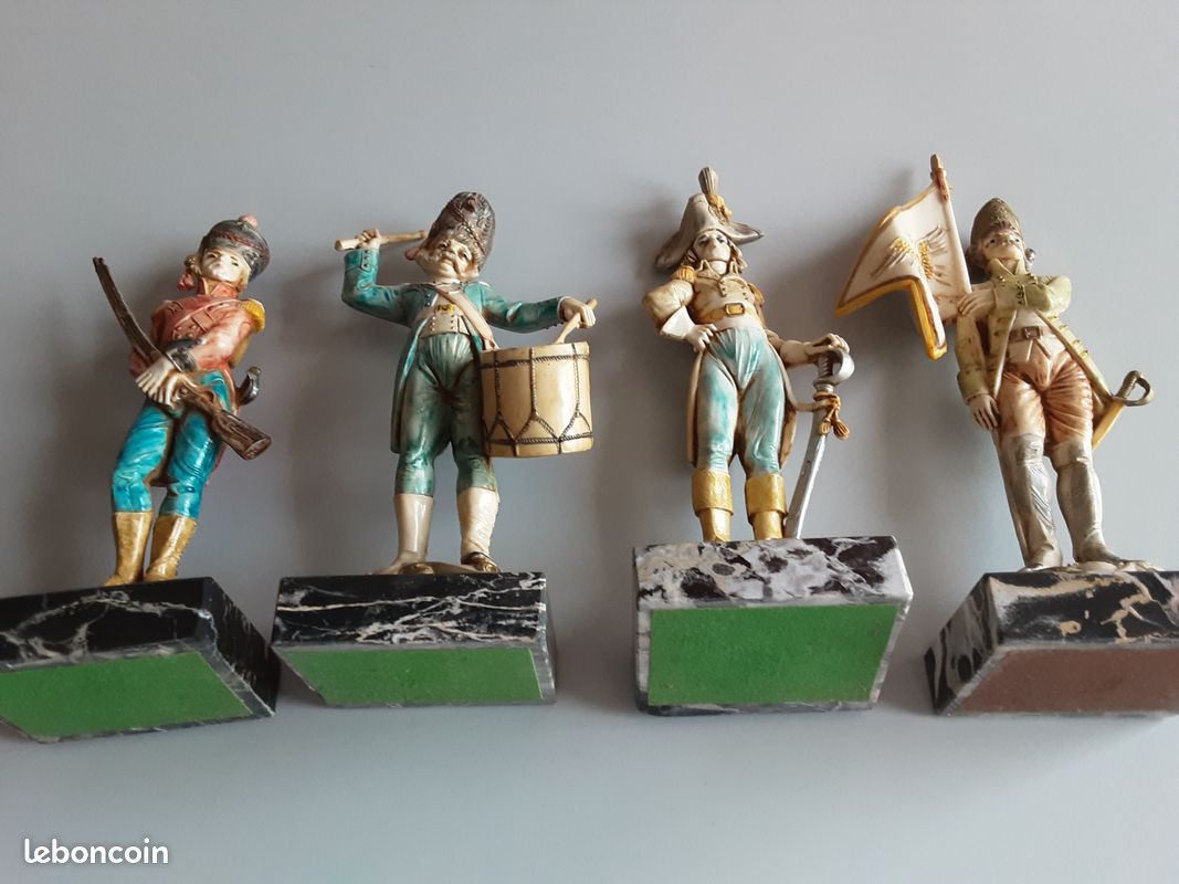 Lot De Petits Soldats En Métal - Jouets Anciens Piou Piou - 1914 WW1