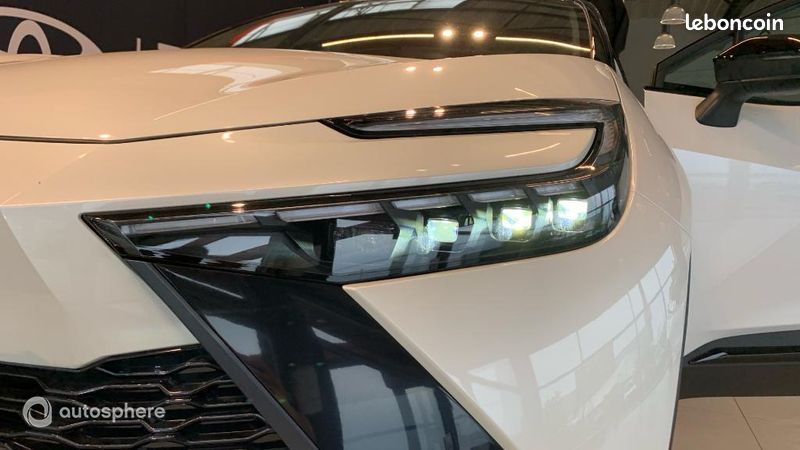 Toyota C-Hr 1.8 Hybride 140ch Collection MY25 (image 17)