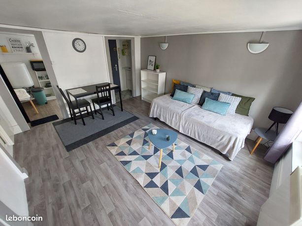 Studio 1 pièce 25 m²