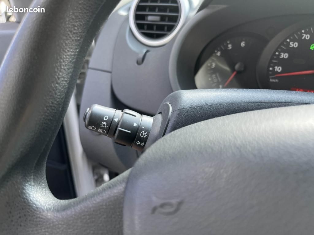 RENAULT KANGOO MAXI 1.5 DCi 95ch BVM6 vitré (image 18)