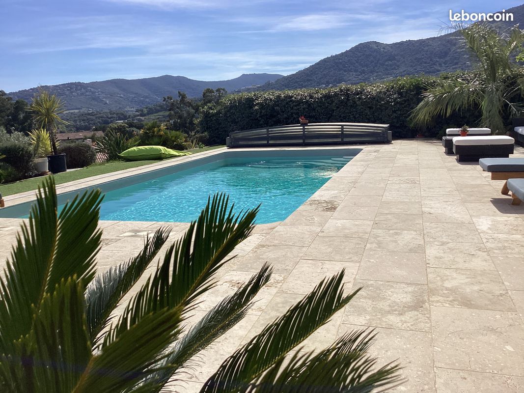 Appart F3 dans villa/vue mer/piscine/ (image 2)