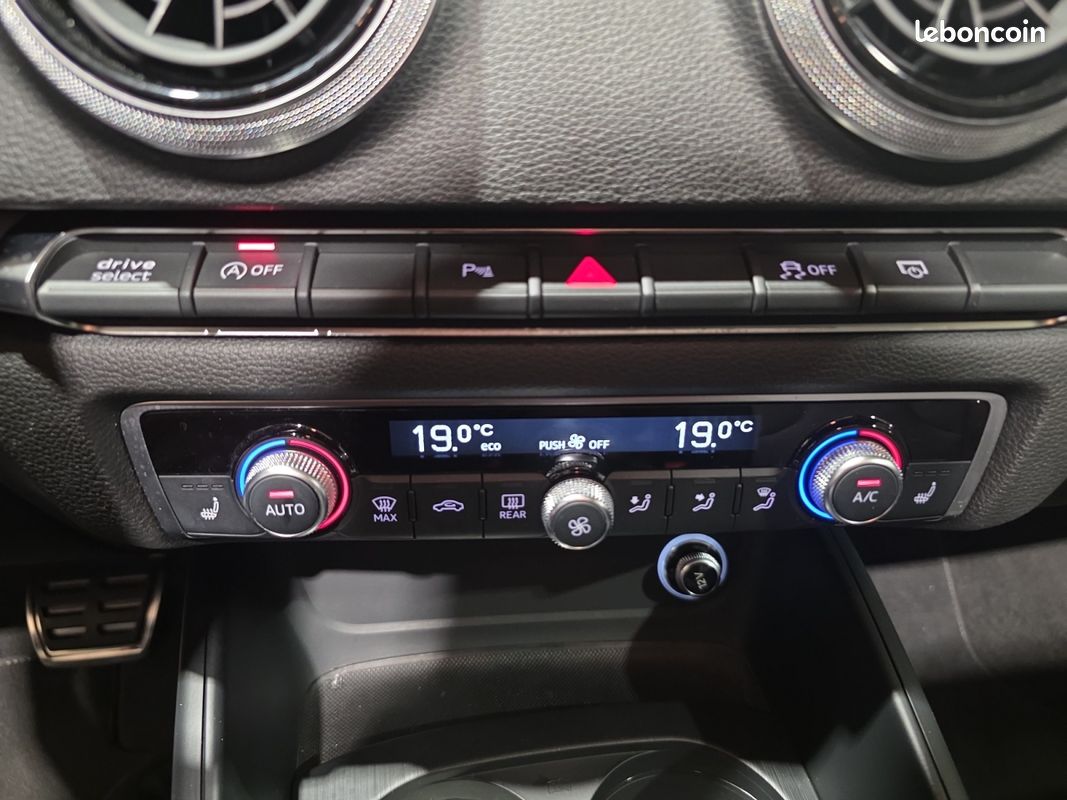 AUDI A3 SPORTBACK S-LINE S-TRONIC 1.5 TFSI 150cv Sièges chauffants Toit ouvrant garantie 12 mois (image 14)
