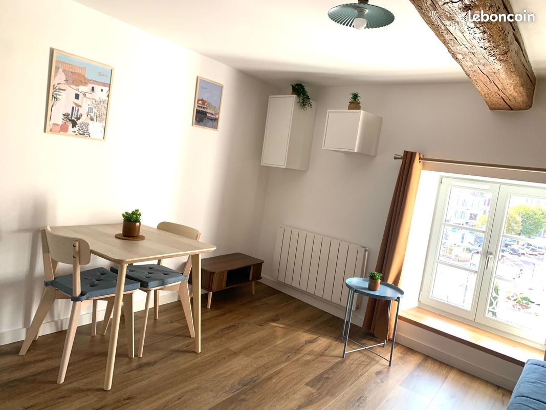 Appartement 1 pièce 20 m² · à Voiron · 20 m² · 530 €/mois
