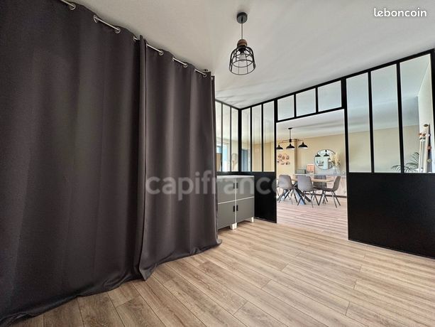 https://img.leboncoin.fr/api/v1/lbcpb1/images/22/cd/ed/22cded0a50c4b046502962cbb08b8da51293444d.jpg?rule=ad-image