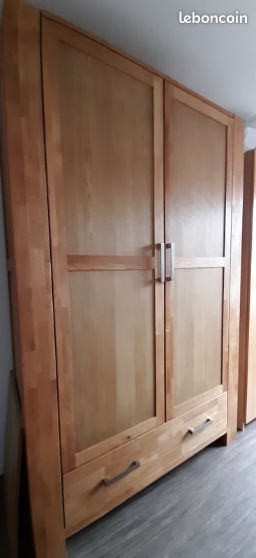 Armoire en chêne massif en TBE (image 1)