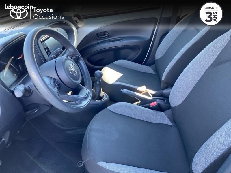 Toyota Aygo X 1.0 VVT-i 72ch Active Business MY23 (image 11)