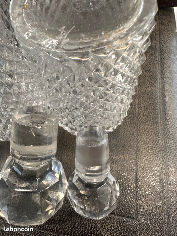 Lot de 3 Carafes en Cristal BACCARAT France – Signées – Milieu XXe (image 16)