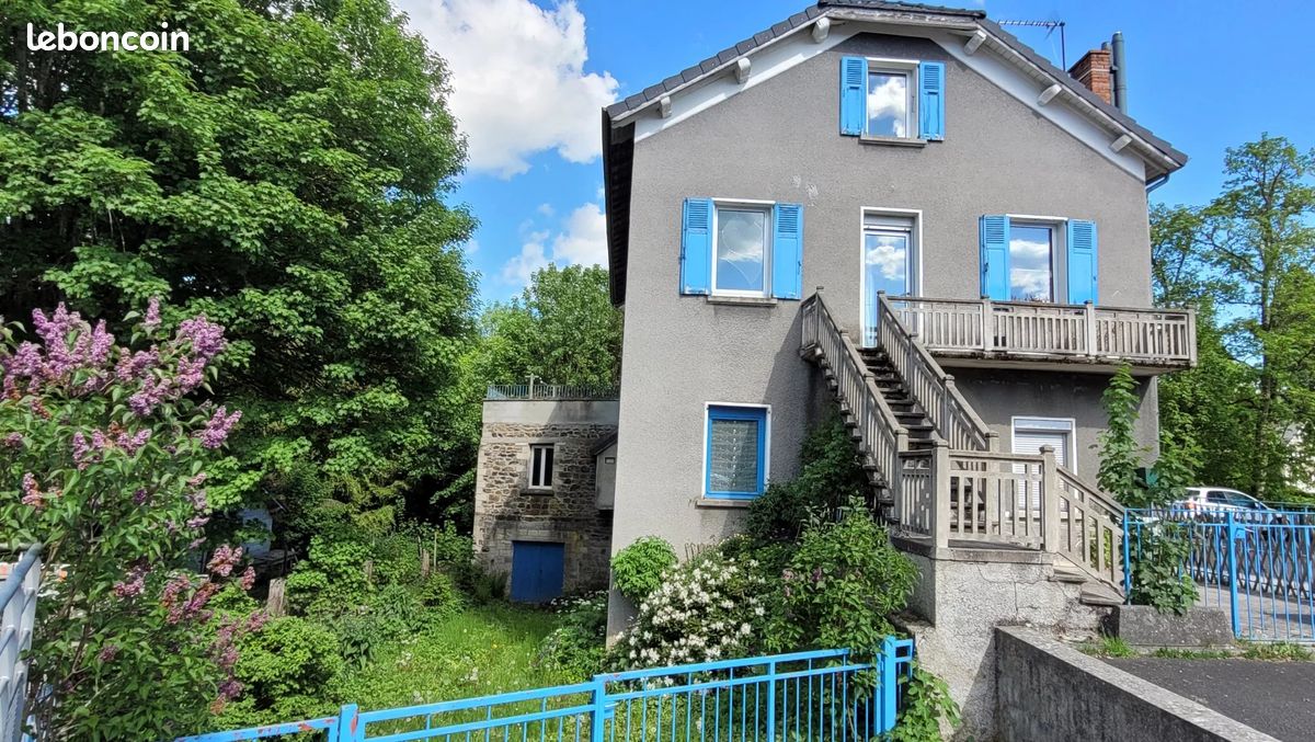 Maison 6 pièces 191 m² · à Mazet-Saint-Voy · 191 m² · 237 000 €