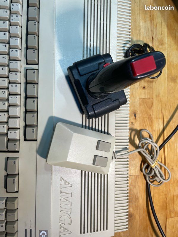 Mini frigo rouge en plastique pour canette alim USB, fonctionnel
