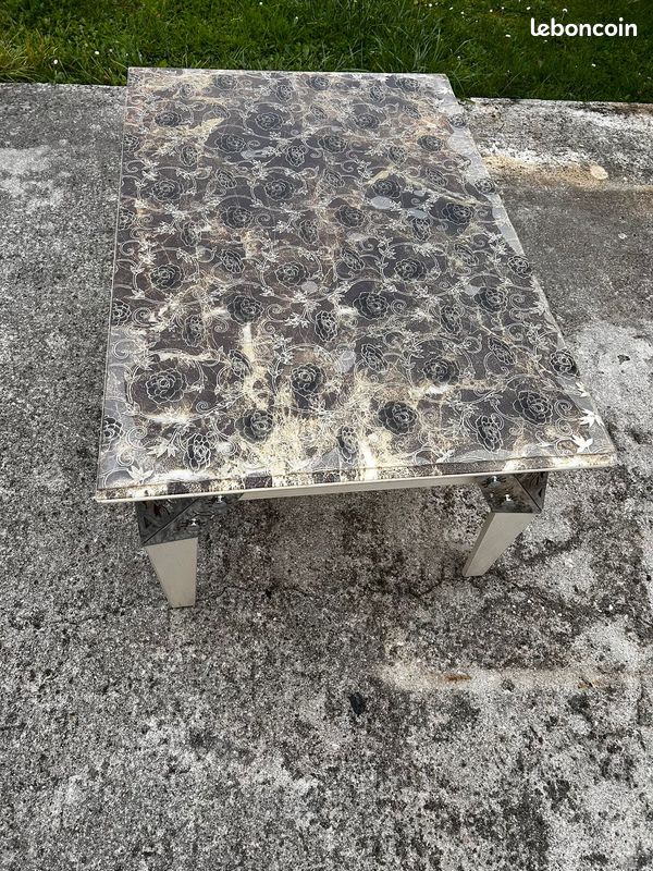 Table a manger (image 3)