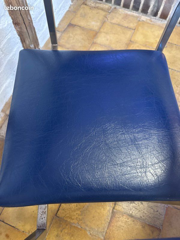 Chaise vintage avec accoudoirs (image 5)