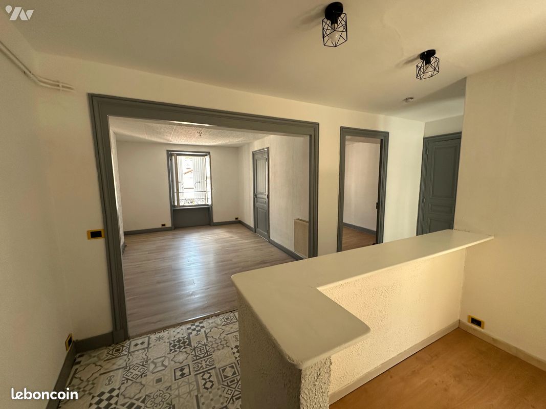 Appartement 2 pièces 49 m² · à Annonay · 49 m² · 480 €