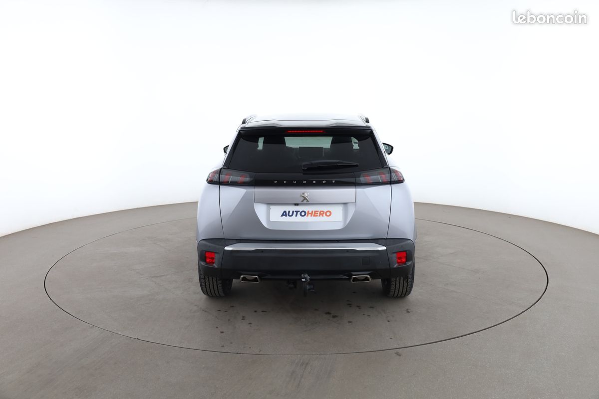 Peugeot 2008 1.2 PureTech GT Line 130 ch (image 13)
