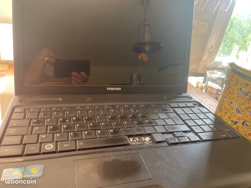 PC Toshiba (image 1)