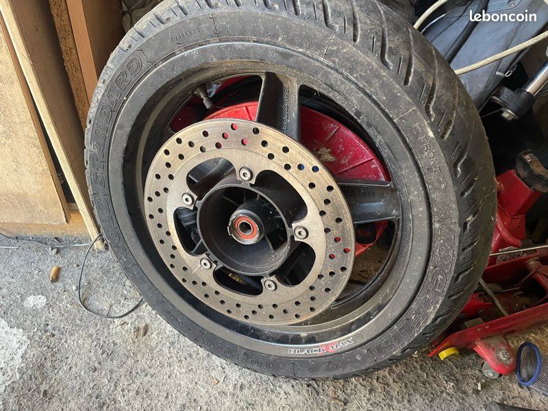 Roue Xmax (image 1)