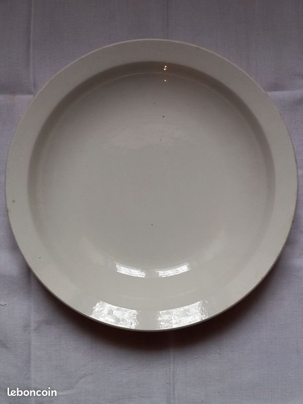 PLAT ANCIEN ST AMAND modèle CÉRANORD D= 32cm ( v photos (image 1)