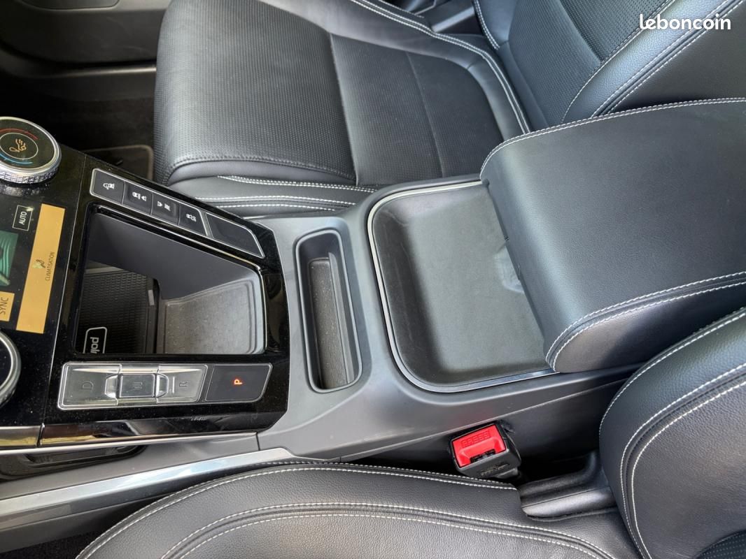 Jaguar I-PACE SE EV400 ch /Carplay/Toit panoramique/Cuir étendu/Caméra 360/Son meridian (image 25)