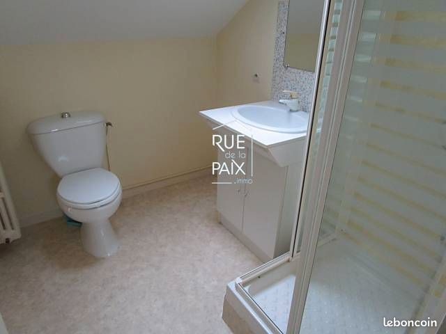 Studio 1 pièce 13 m² - Bressuire 79300 (image 3)